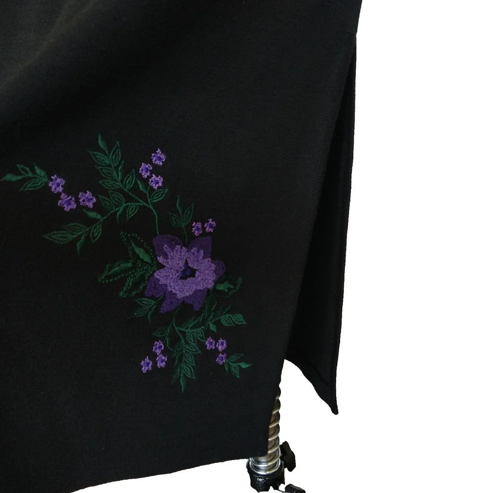 Vintage 90s Black Embroidered Maxi Dress Size M Petite Floral Knit Wool Blend - Picture 5 of 7